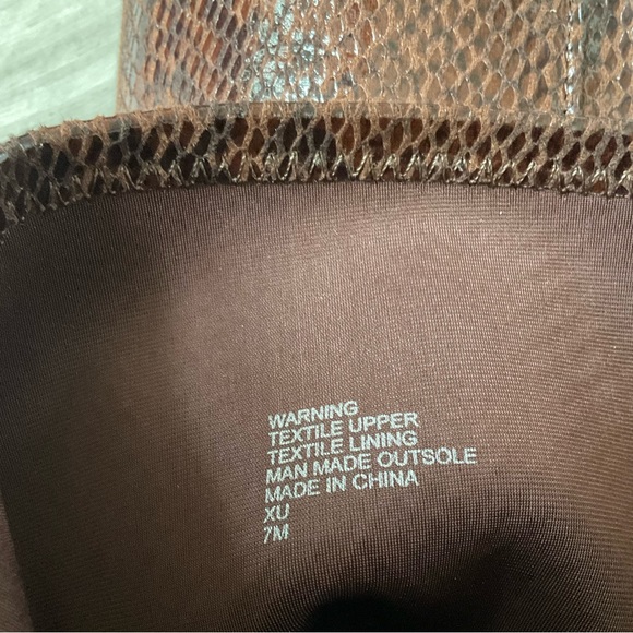 Charles David Warning Snake-Print Over The Knee Platform Boots Lug Sol… - Picture 15 of 16